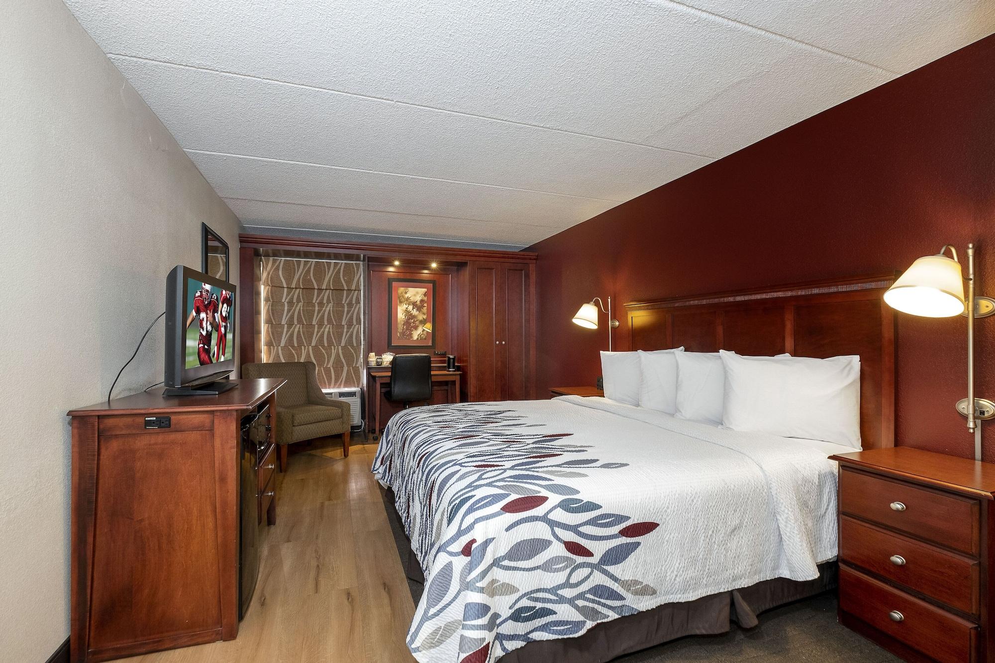 Red Roof Inn Meriden Ct Exterior photo