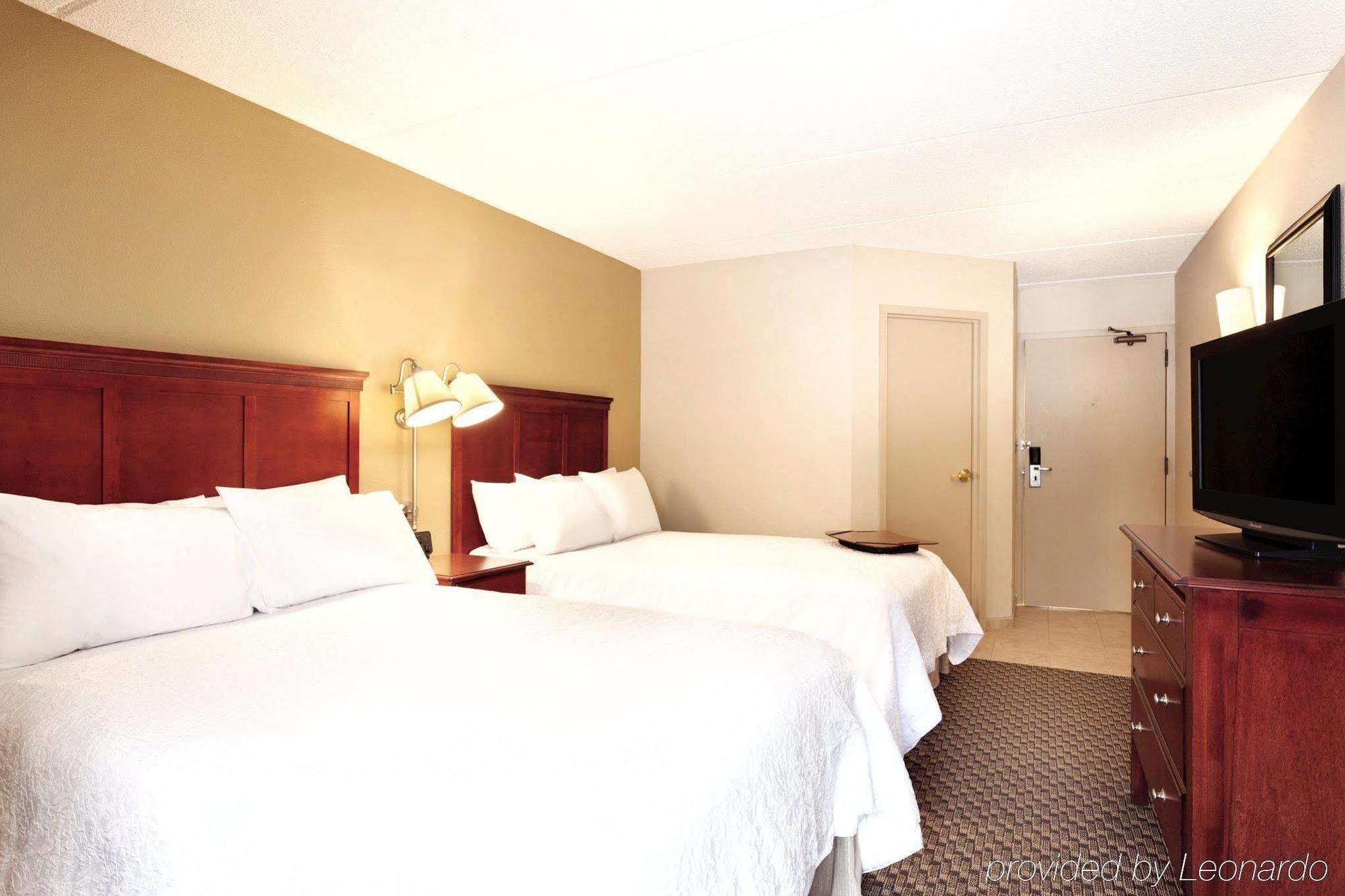 Red Roof Inn Meriden Ct Exterior photo